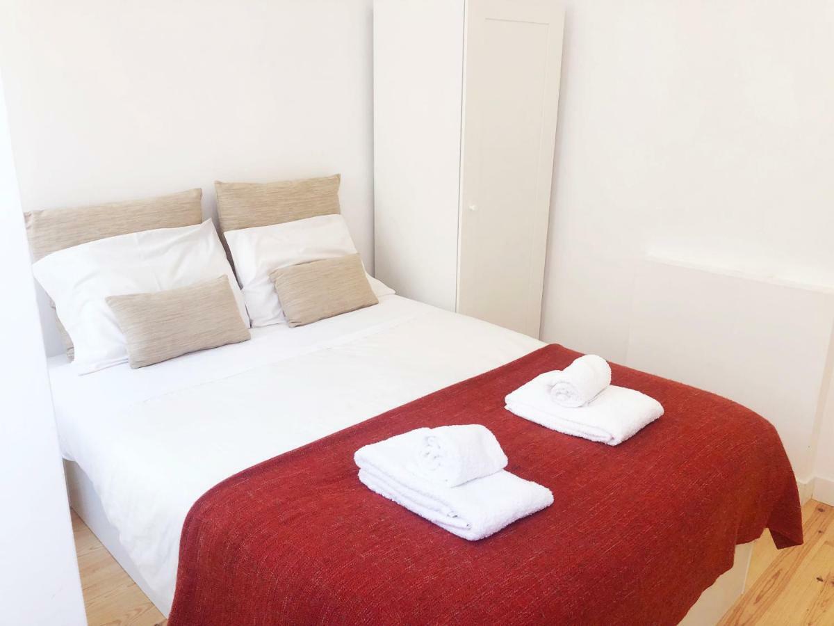 20 1 - With Terrace Apartment Lisbon