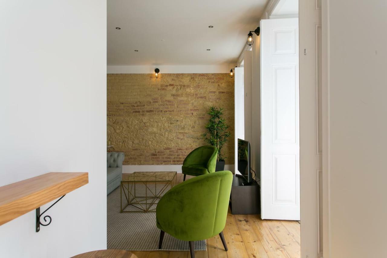 Apartment Joivy Gorgeous 3br With Balcony Nearby Time Out Market Lisbon
