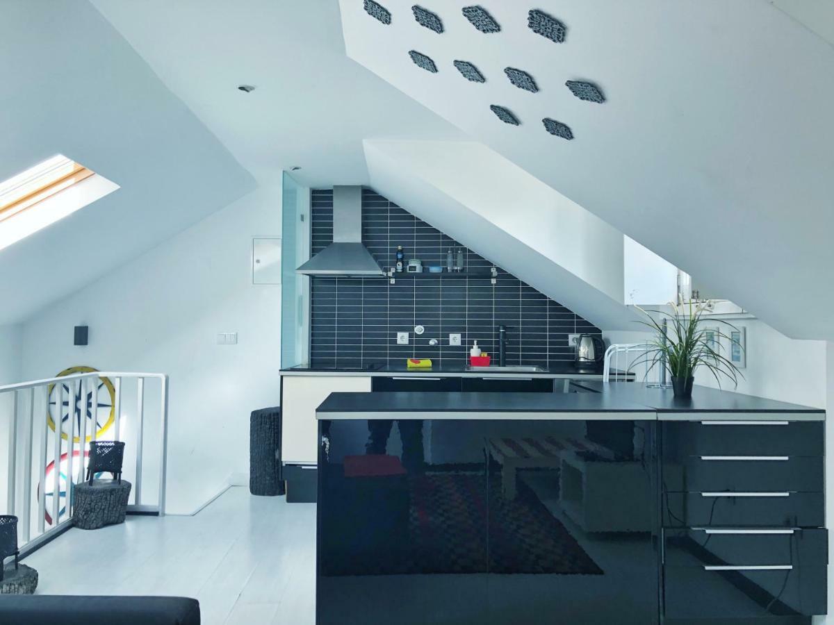 Duplex In Bairro Alto Apartment *