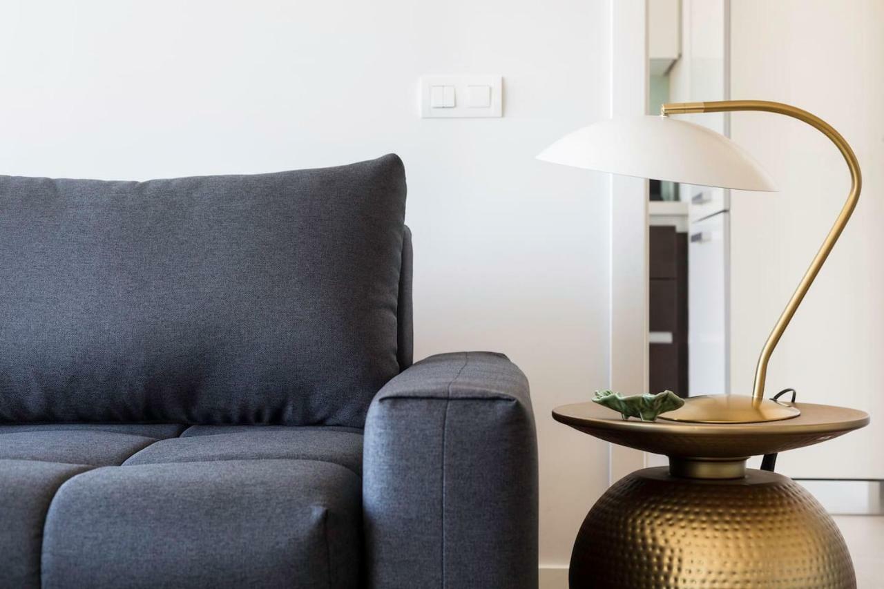 Amazing Flat - Pool And Parking Apartment Lisbon