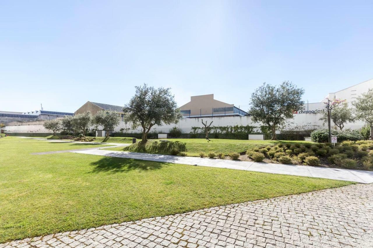 Amazing Flat - Pool And Parking * Lisbon