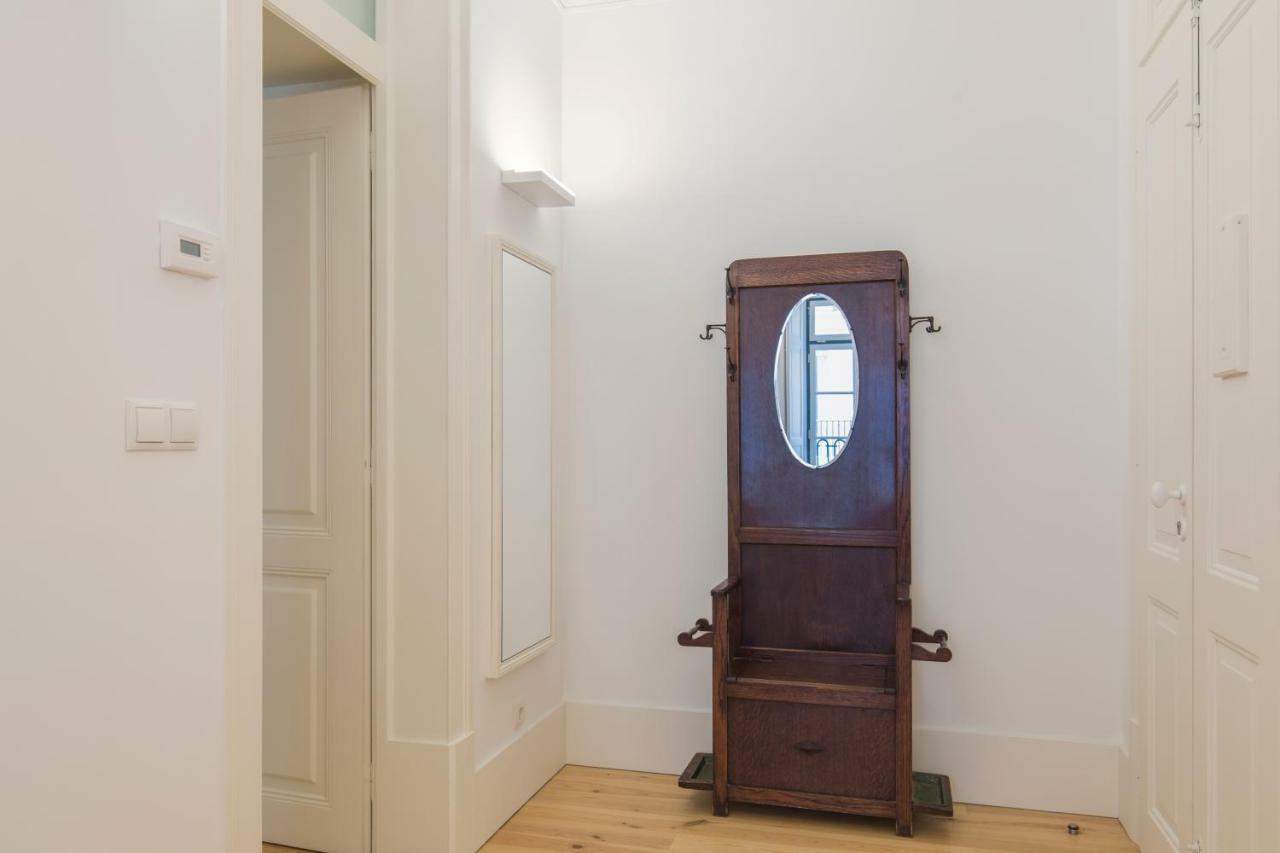 Charming 2 Bedroom In Baixa Chiado * Lisbon