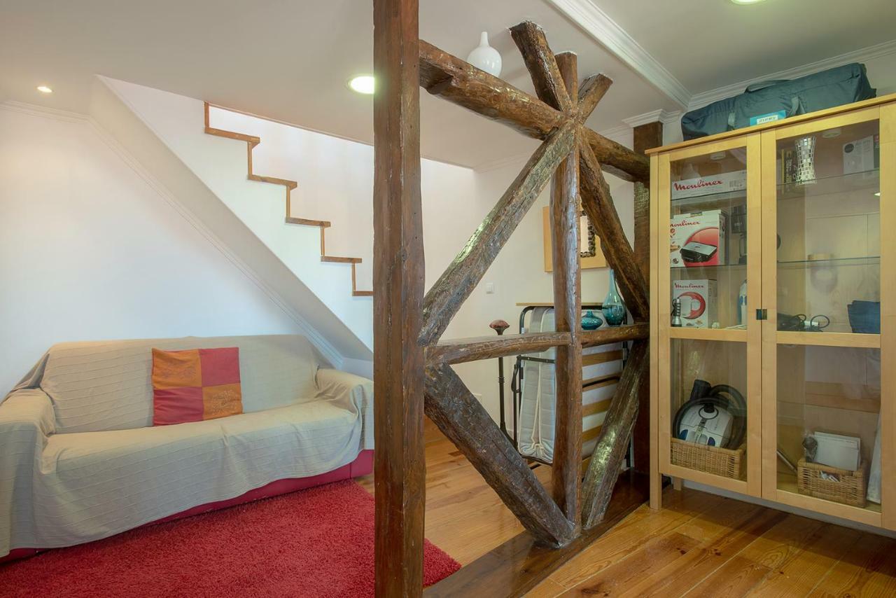 Myplacelisbon - Mouraria Duplex Apartment Lisbon