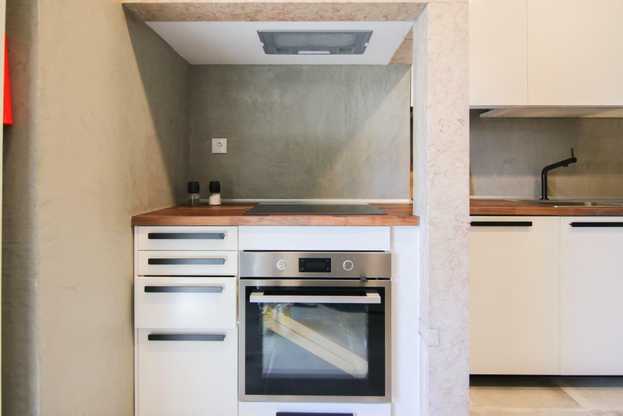 Apartment Amazing Fully Renovated In Center *