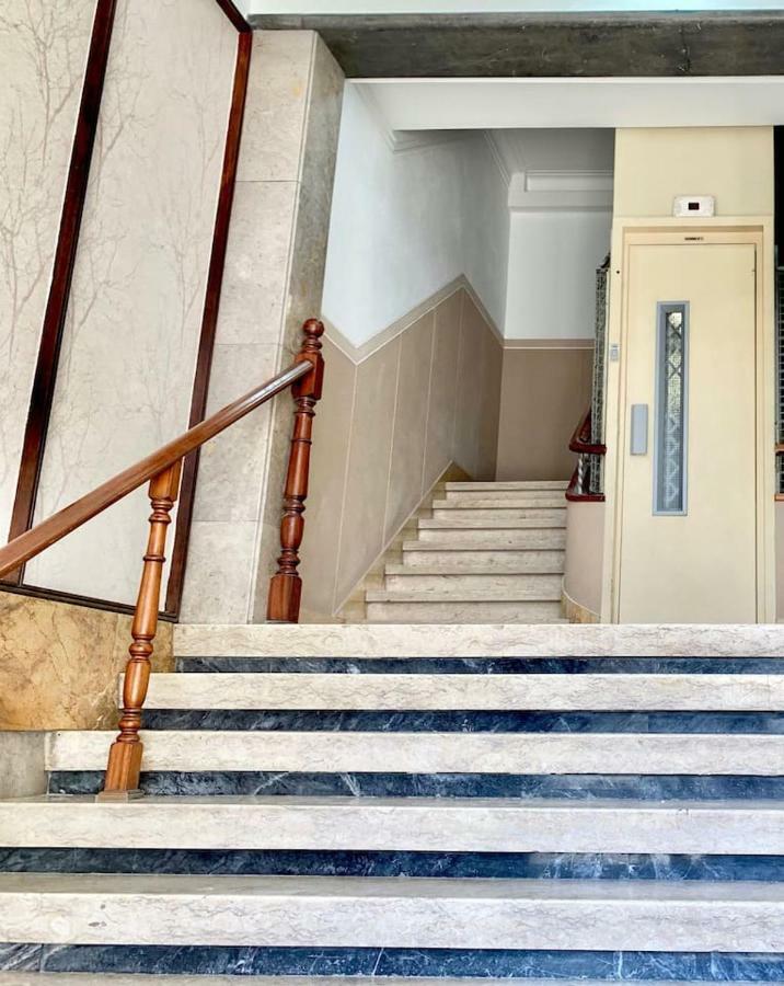 Apartment Out Roma *