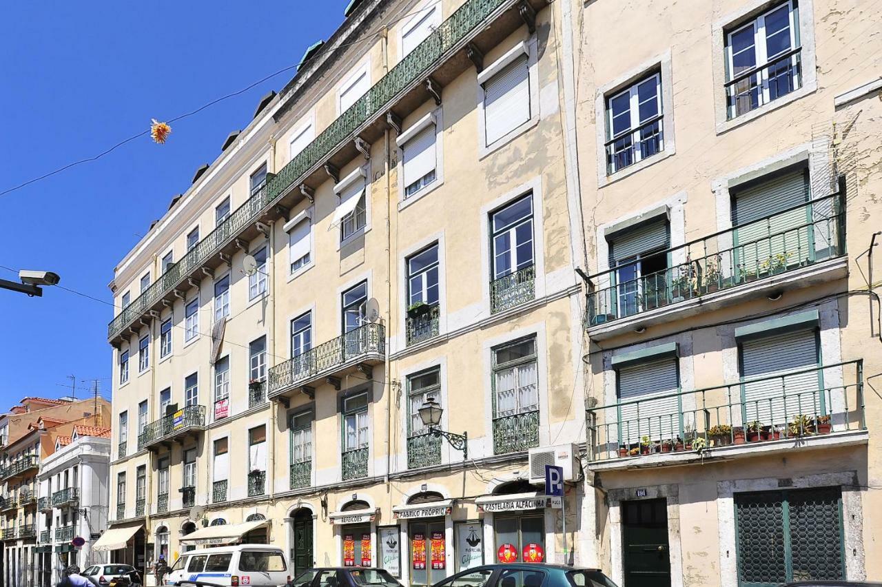 Localtraveling Alfama River View - Family Apartment Lisbon
