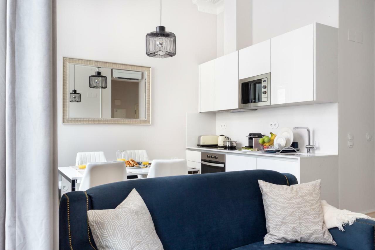 Joivy Wonderful 2br Flat In The Centre * Lisbon