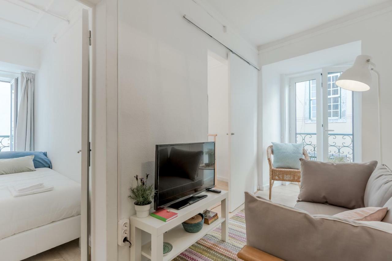 Sunny Bairro Alto & Chiado Apartment, By Timecooler Apartment Lisbon