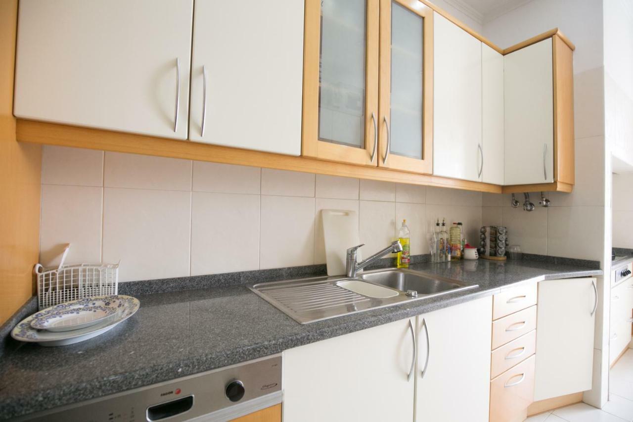 Homestay Rua Luciano Cordeiro Bhuiyan Family Host Lisbon