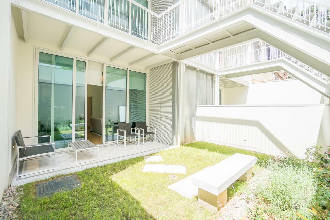 Courtyard & Elegance Apartment