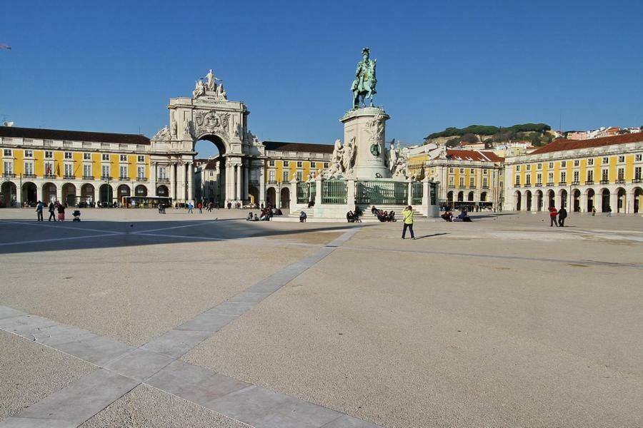 - Patio Da Galega * Lisbon