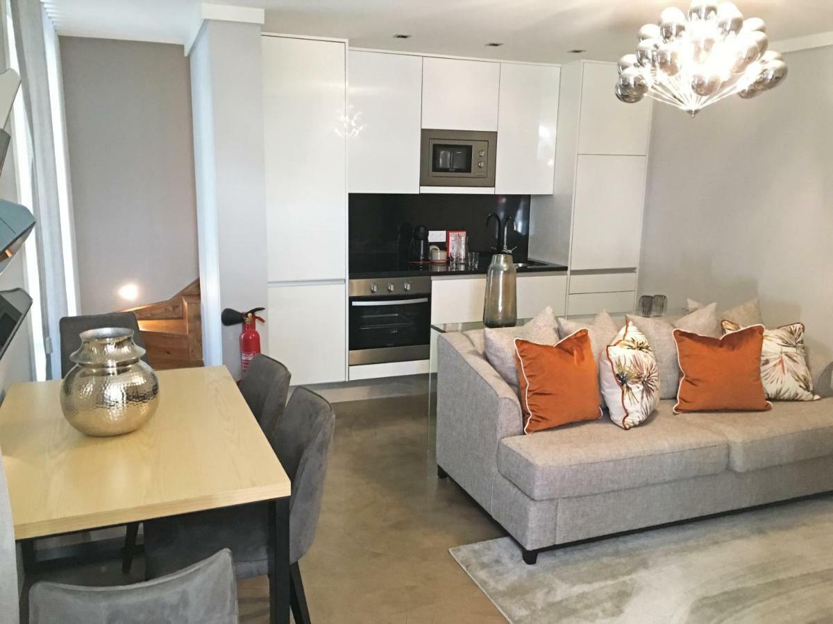 Finestay Mastro