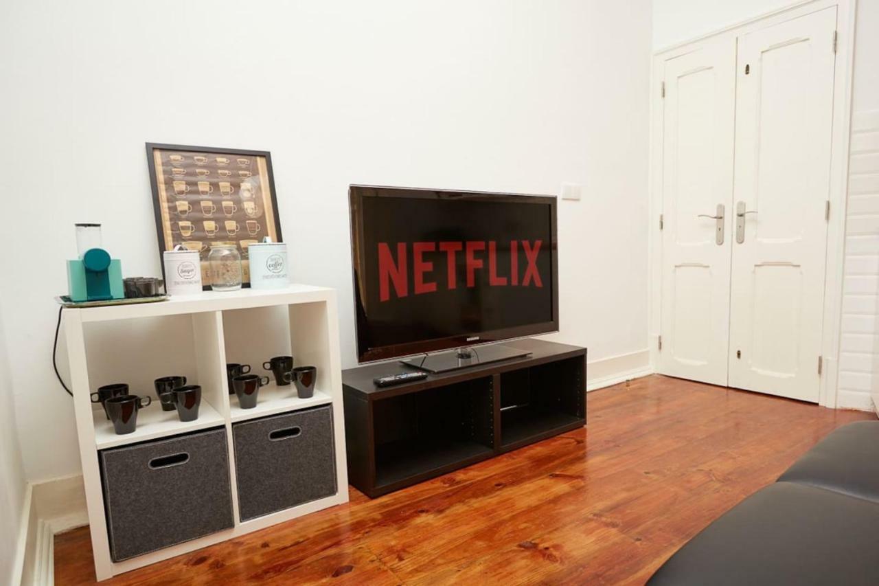 Charming One Bedroom Flat Apartment *