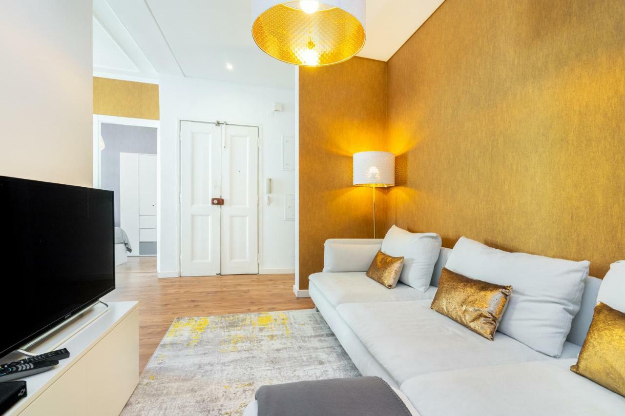 Whome | Golden Premium * Lisbon