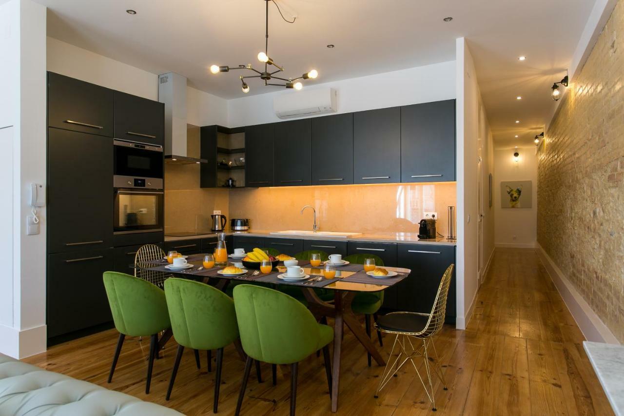 Joivy Gorgeous 3br With Balcony Nearby Time Out Market *