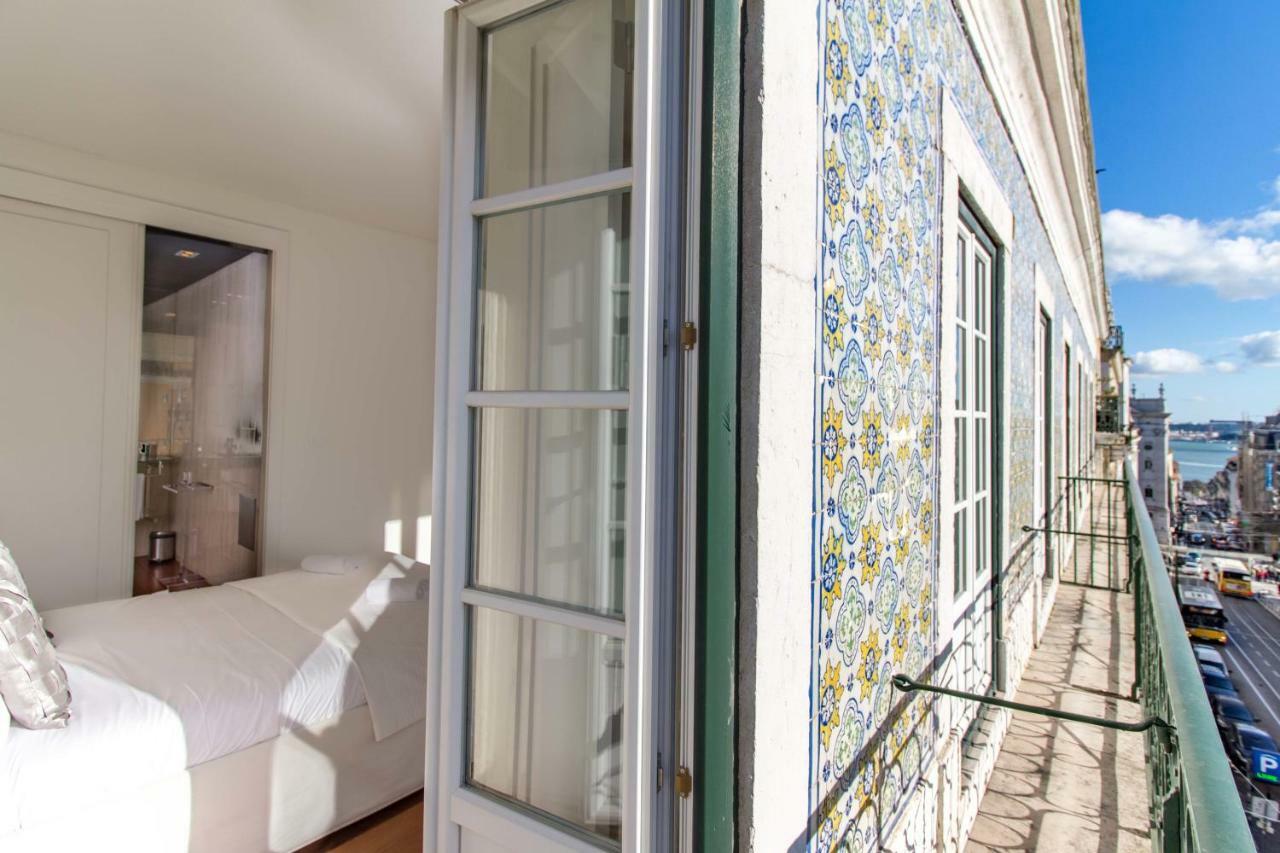 Apartment Chiado Deluxe By Architecture Tote Ser