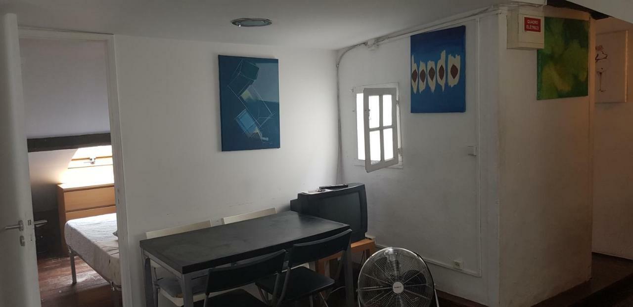 In Historic Apartment Lisbon