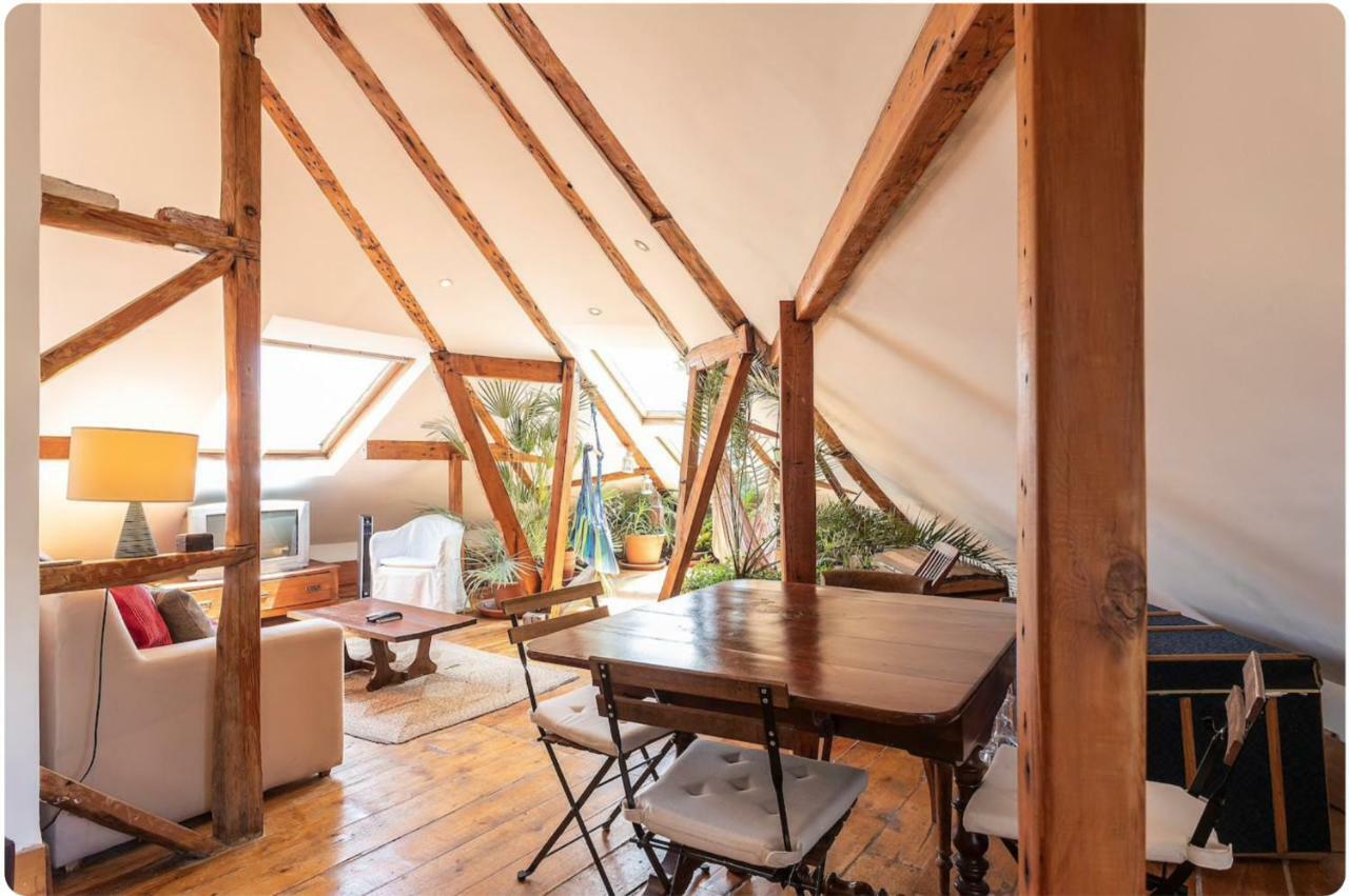 Apartment Charming Sunny Penthouse
