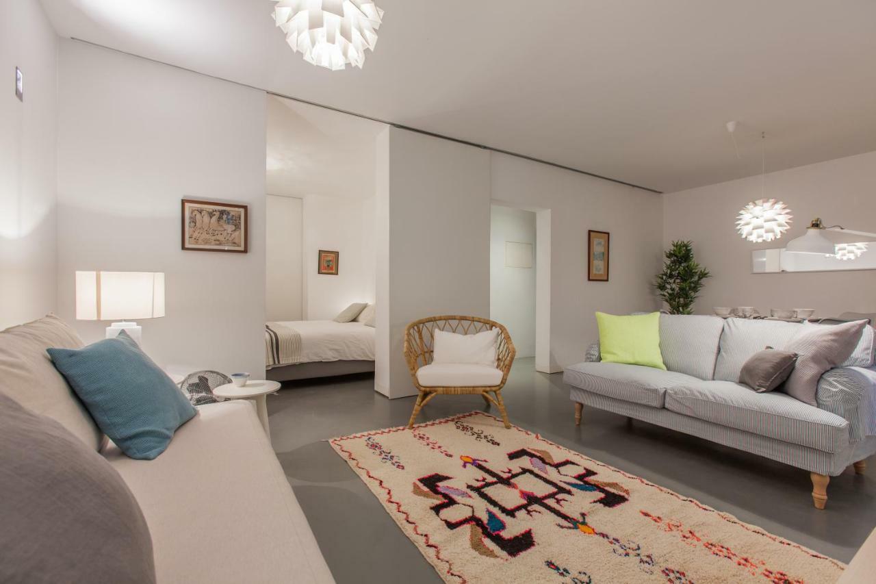 Apartment Renovated With Private Courtyard, By Timecooler *