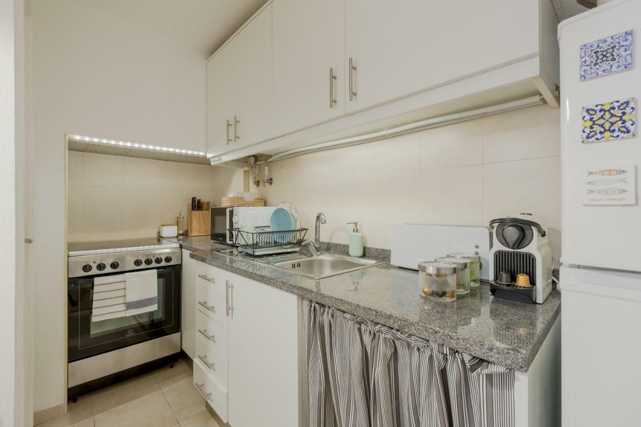 Sunny Bairro Alto & Chiado Apartment, By Timecooler