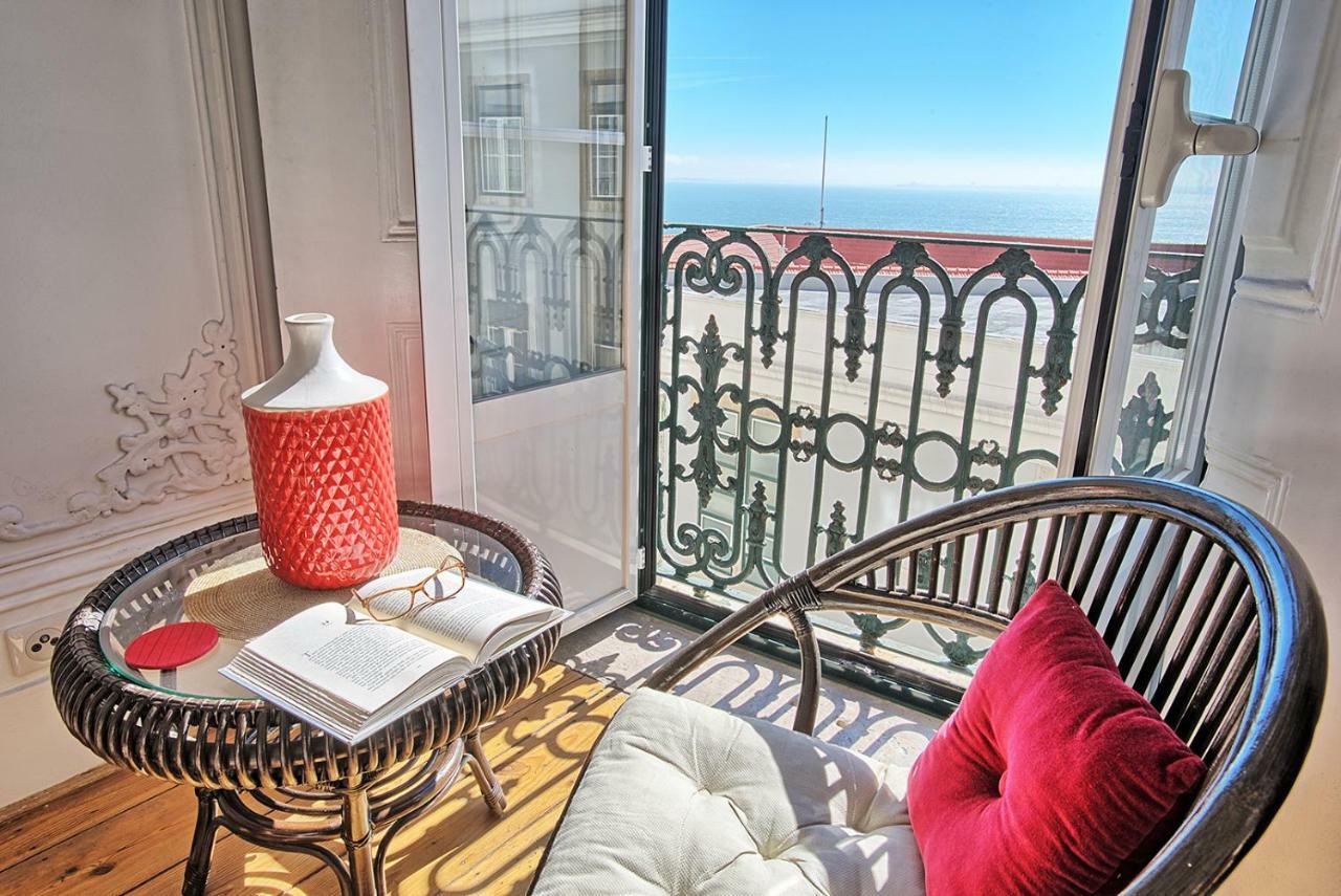 Localtraveling Alfama River View - Family Lisbon