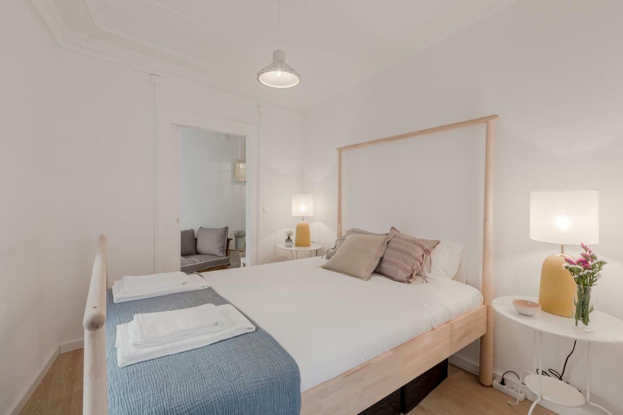 Sunny Bairro Alto & Chiado Apartment, By Timecooler Lisbon
