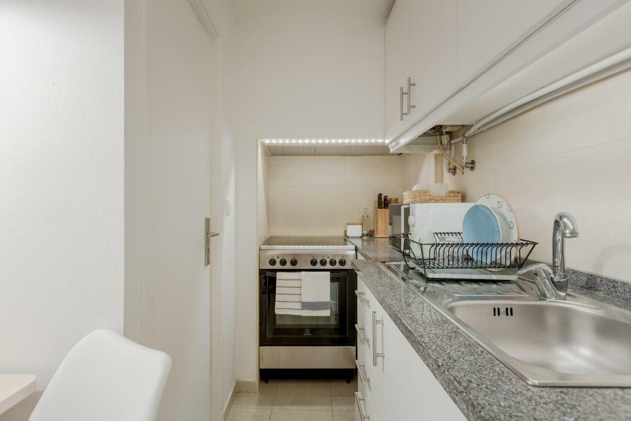 Apartment Sunny Bairro Alto & Chiado Apartment, By Timecooler *