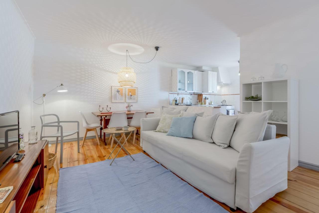 Apartment Bright & Spacious Alfama Apartment, By Timecooler *