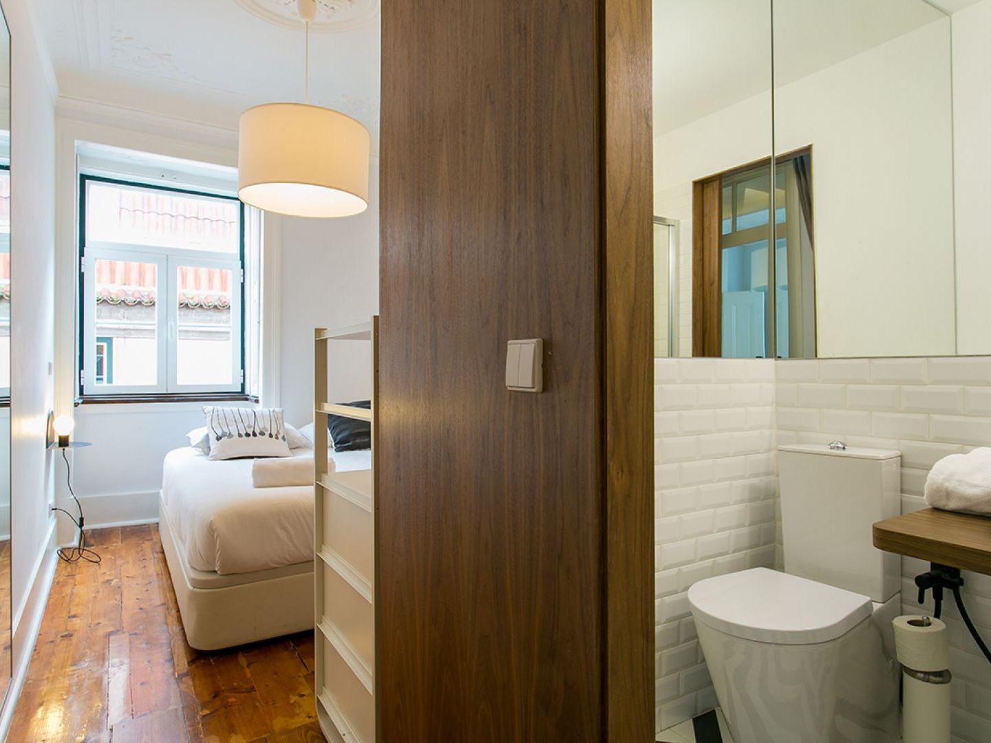 Apartment Joivy Splendid 2br Flat In Bairro Alto, Nearby Luis De Camoes Square *