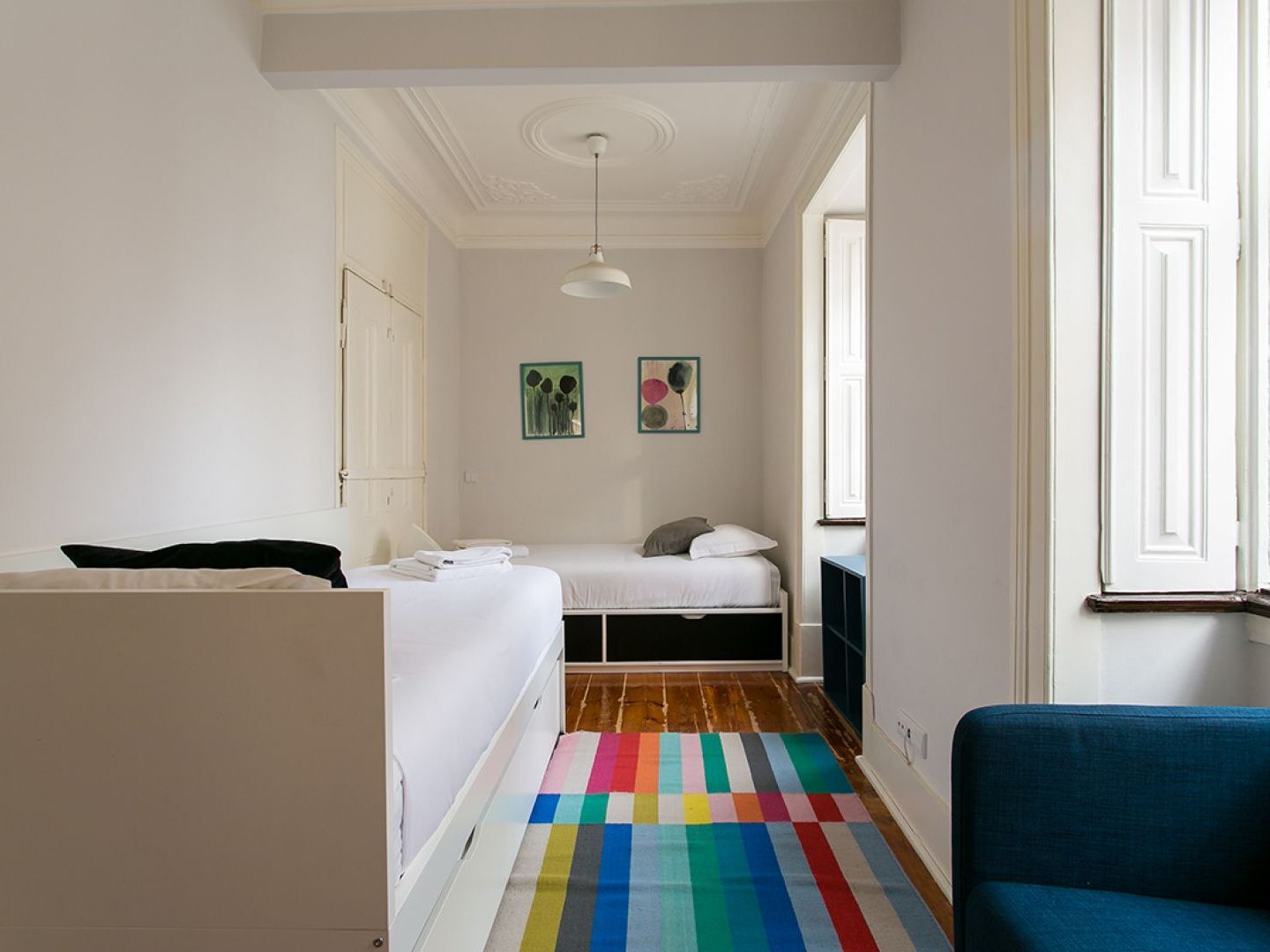 Joivy Splendid 2br Flat In Bairro Alto, Nearby Luis De Camoes Square *