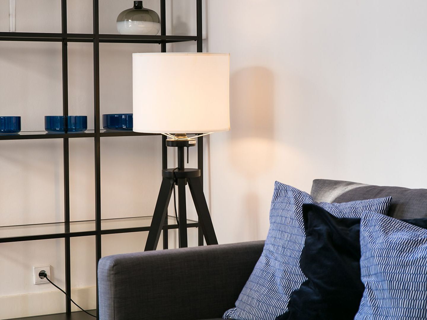 Apartment Joivy Splendid 2br Flat In Bairro Alto, Nearby Luis De Camoes Square *