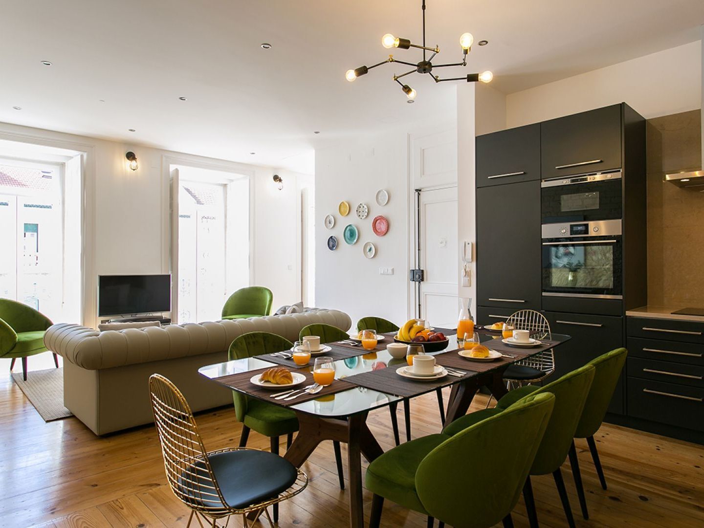 Joivy Gorgeous 3br With Balcony Nearby Time Out Market Lisbon