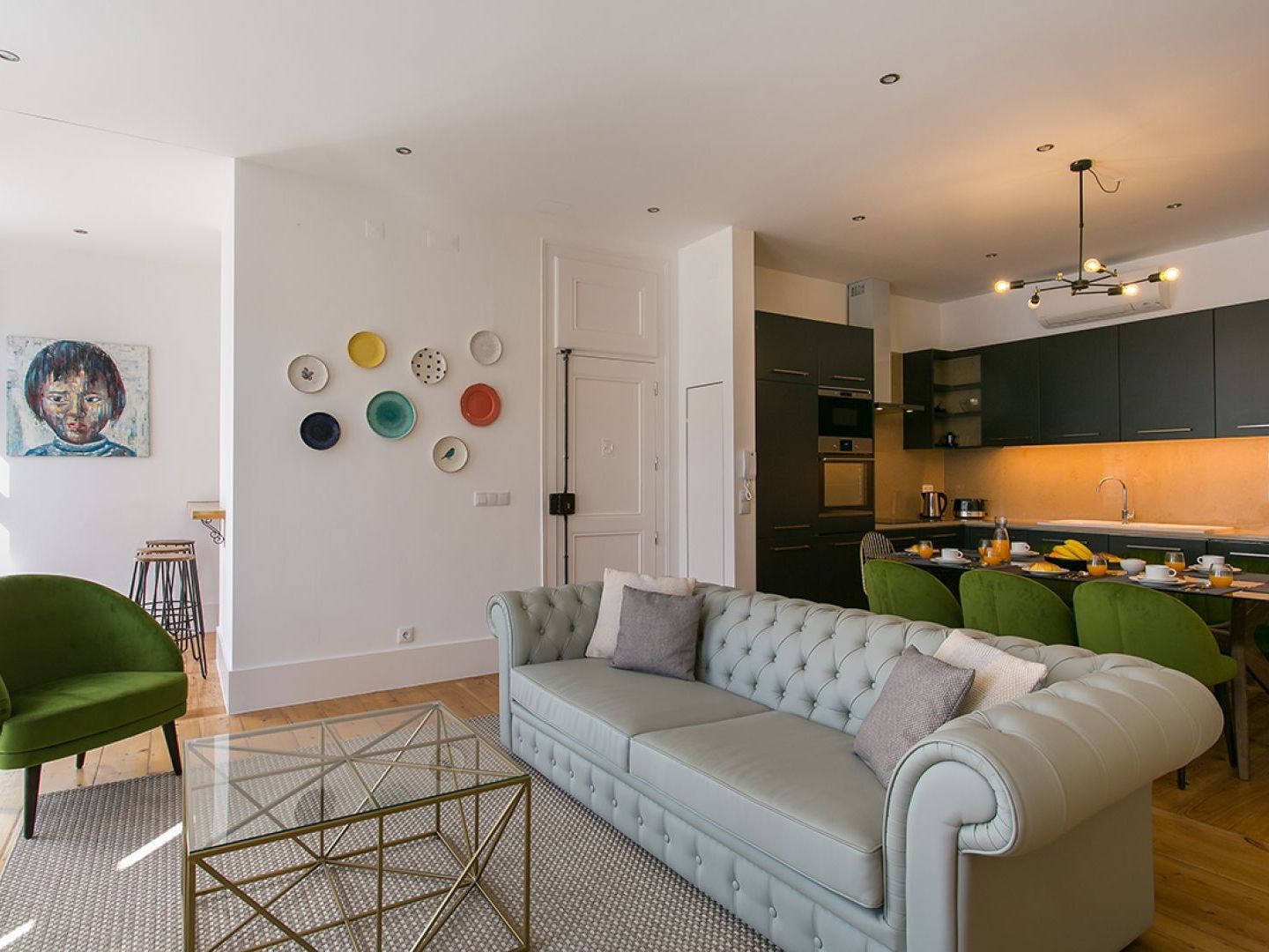 Joivy Gorgeous 3br With Balcony Nearby Time Out Market * Lisbon