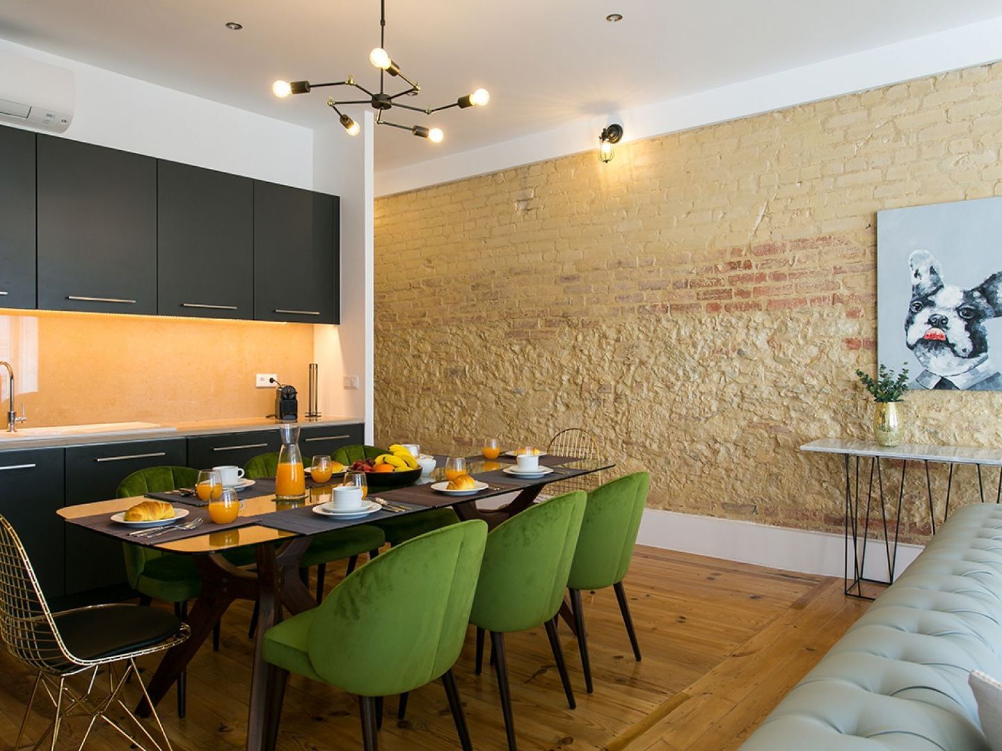 Apartment Joivy Gorgeous 3br With Balcony Nearby Time Out Market