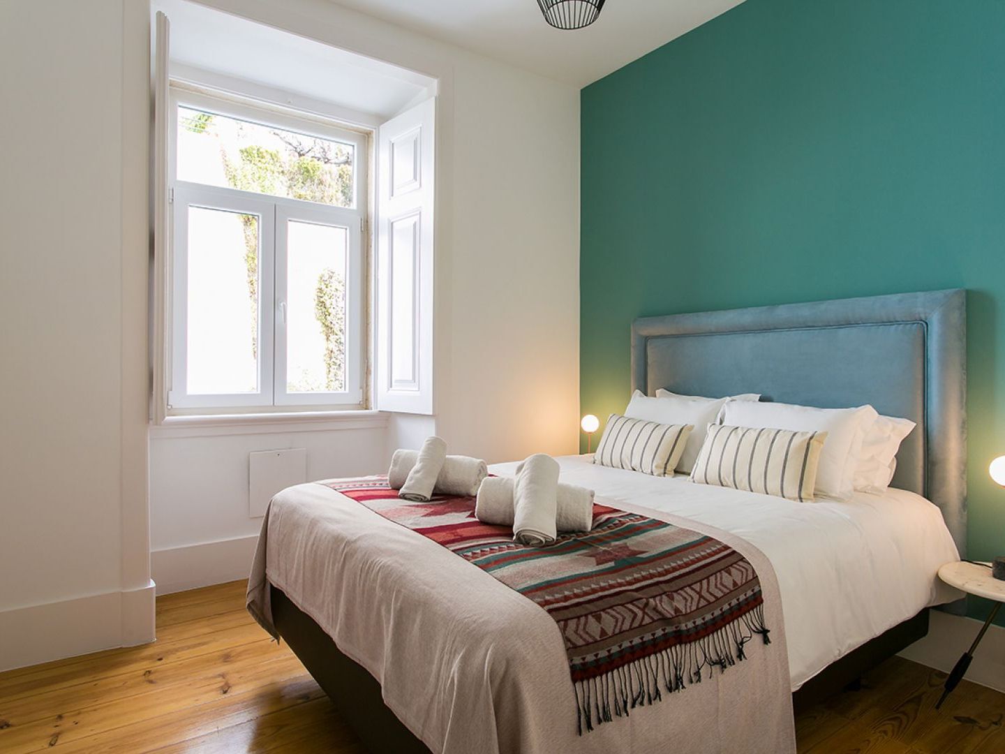 Joivy Gorgeous 3br With Balcony Nearby Time Out Market Apartment Lisbon