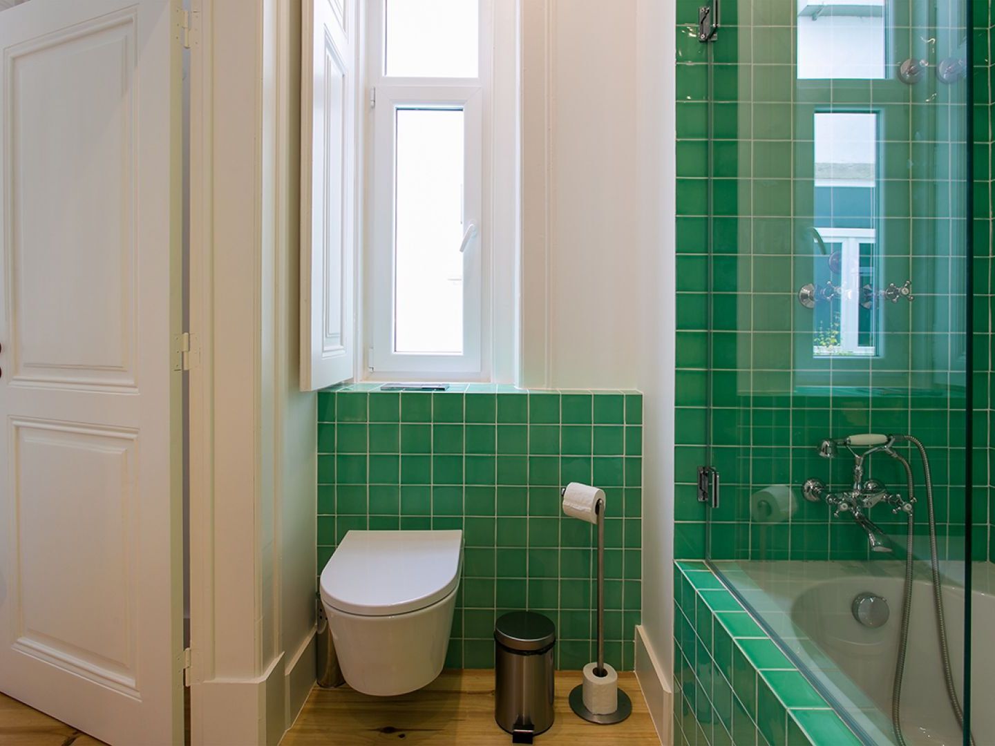 Apartment Joivy Gorgeous 3br With Balcony Nearby Time Out Market Lisbon