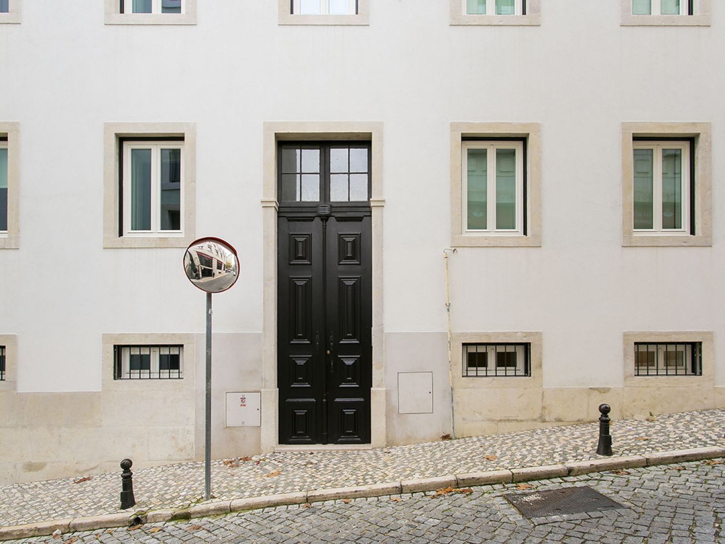 Apartamento Joivy Stunning 2br With Garden, By The Avenida Subway And Botanical Garden Of Lisboa