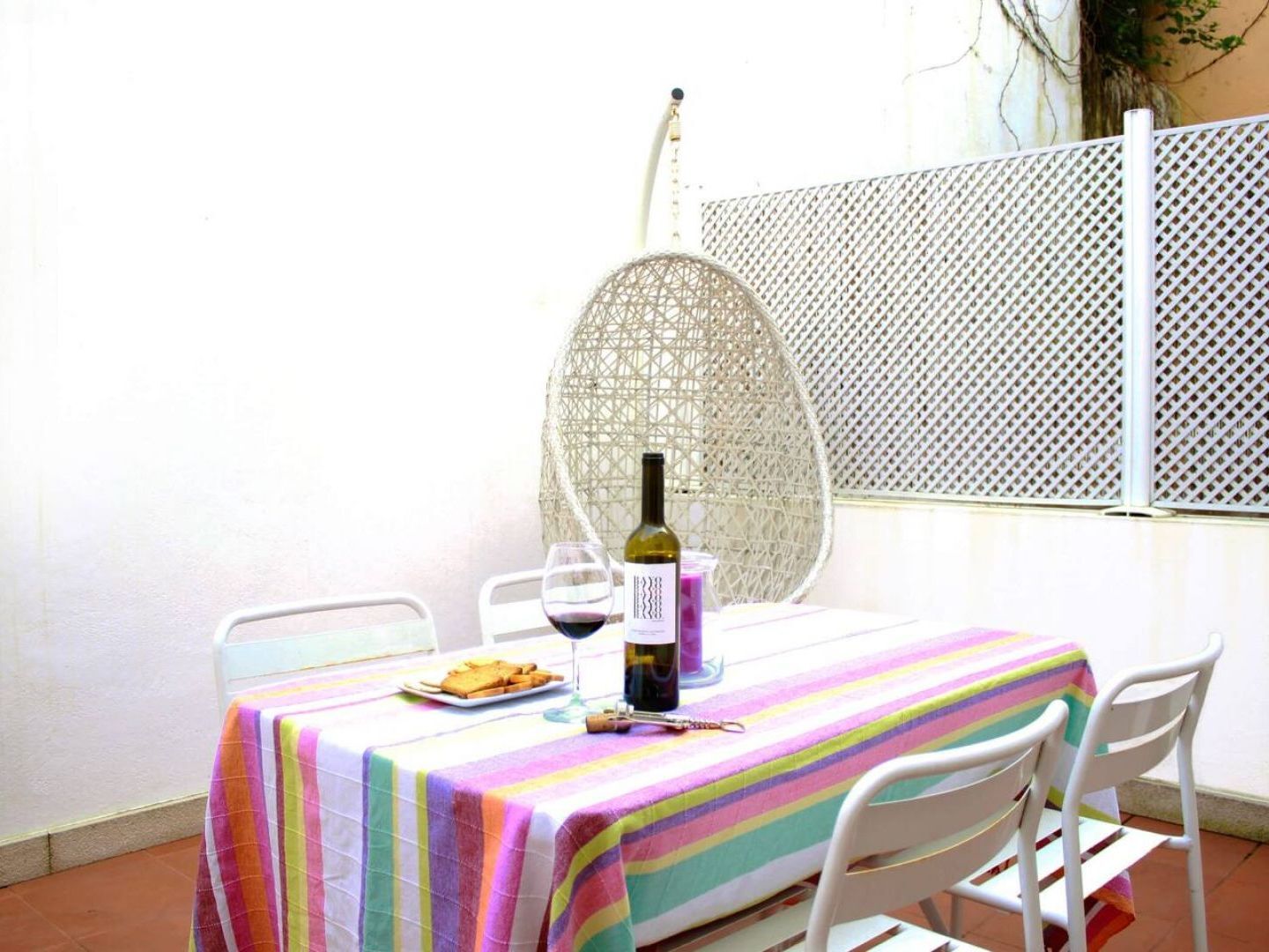 Altido Modern 1-bed With Terrace, Moments From São Bento Palace Apartamento Lisboa