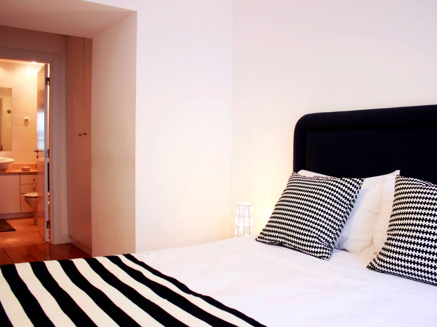 Apartamento Altido Modern 1-bed With Terrace, Moments From São Bento Palace
