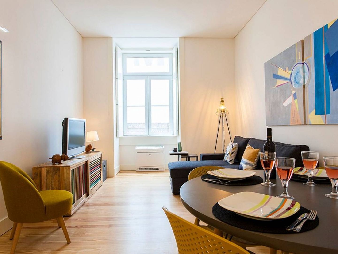Joivy Modern 1-bed Nearby Praca Do Comercio, In Baixa Lisbon