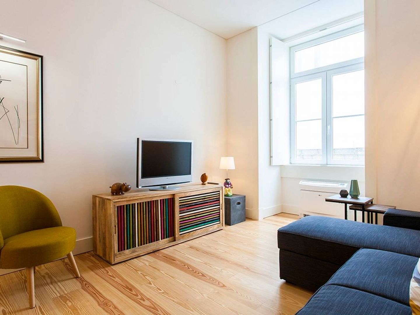 Joivy Modern 1-bed Nearby Praca Do Comercio, In Baixa