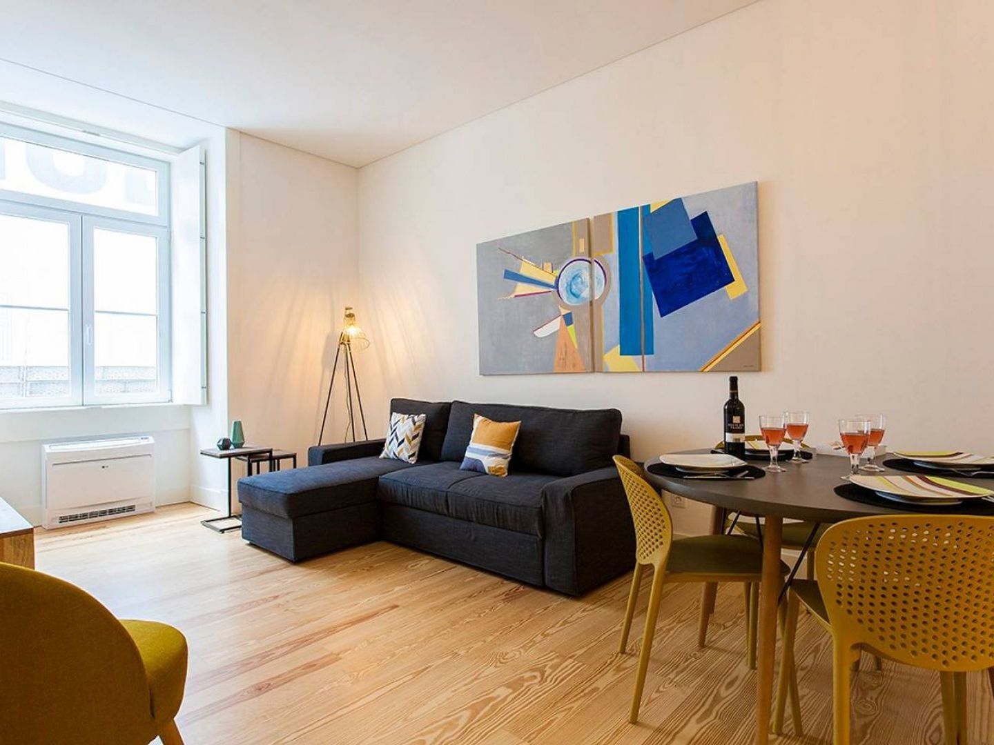 Apartment Joivy Modern 1-bed Nearby Praca Do Comercio, In Baixa
