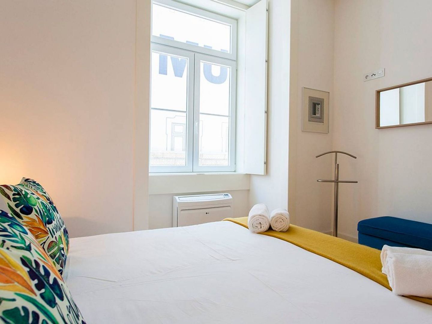 Apartment Joivy Modern 1-bed Nearby Praca Do Comercio, In Baixa *