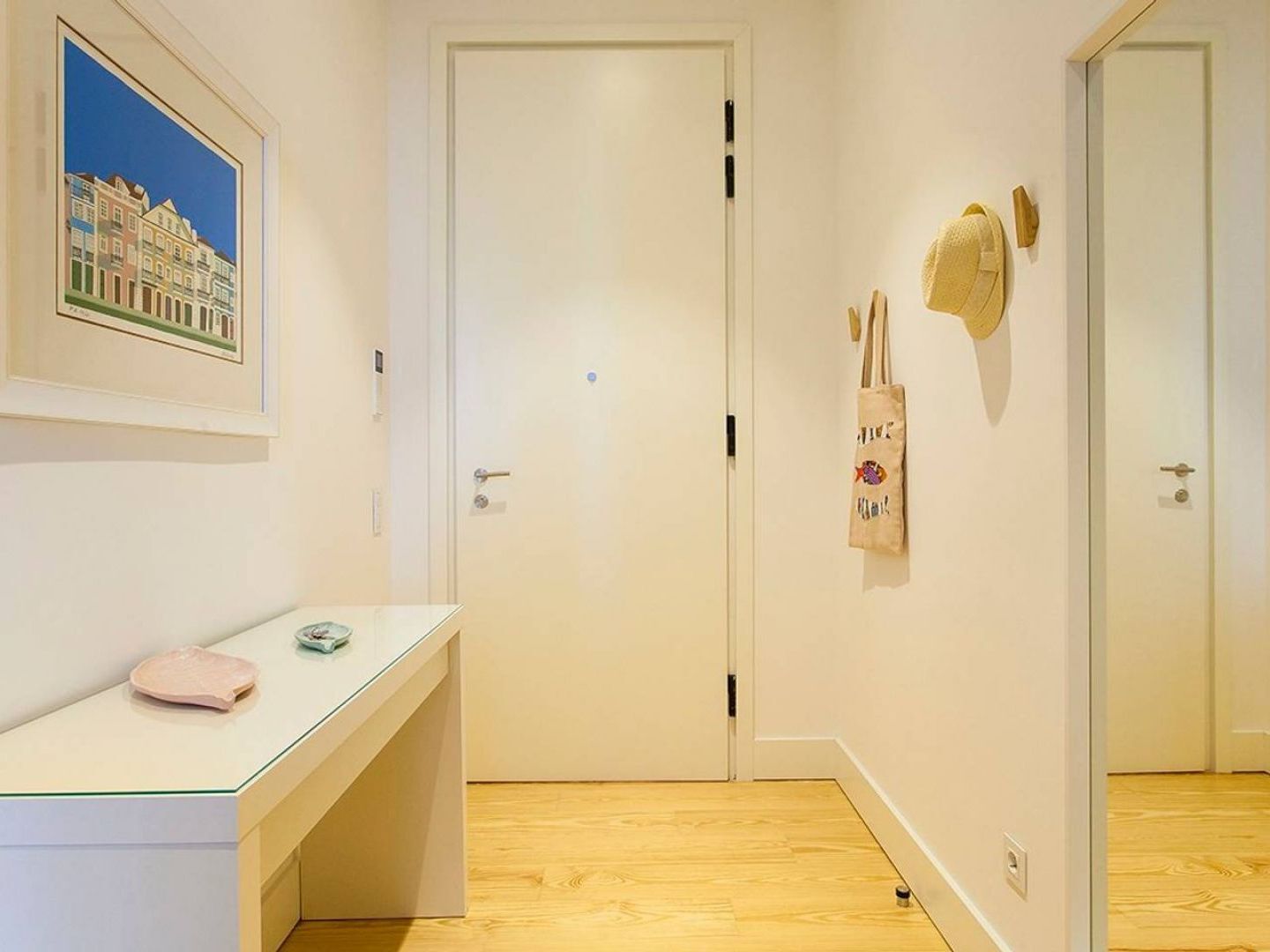 Apartment Joivy Modern 1-bed Nearby Praca Do Comercio, In Baixa *