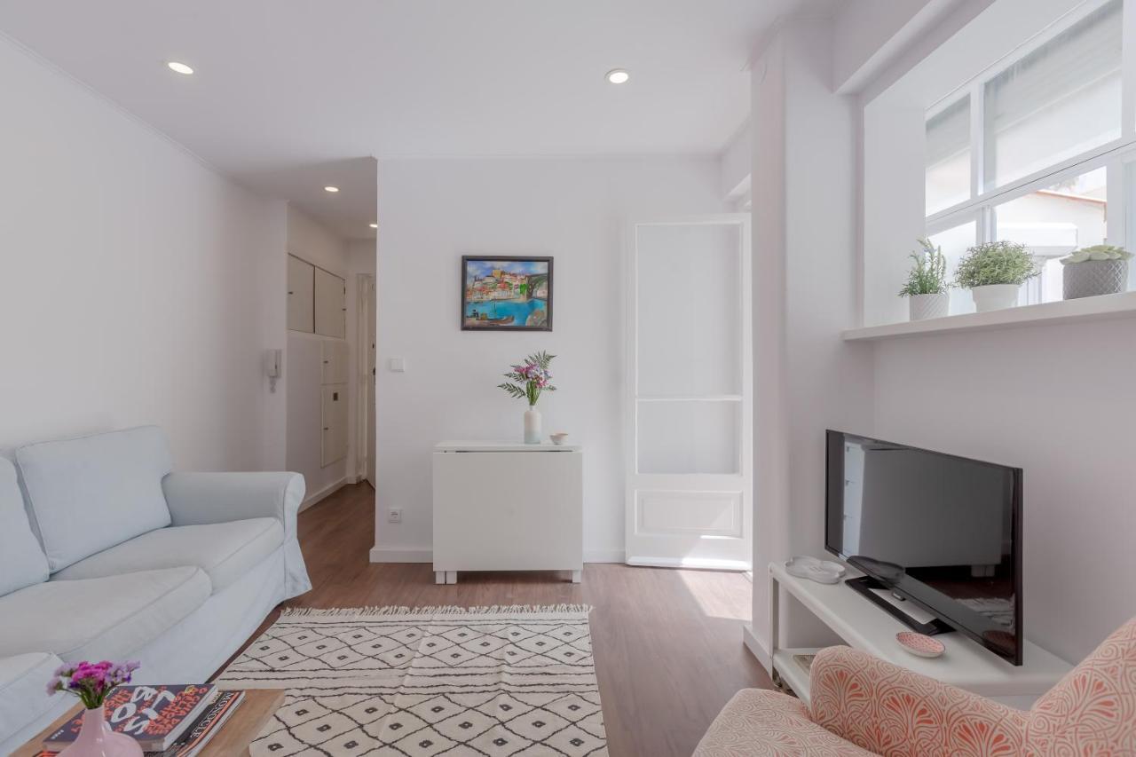 Sunny With Patio, By Timecooler Apartamento Lisboa