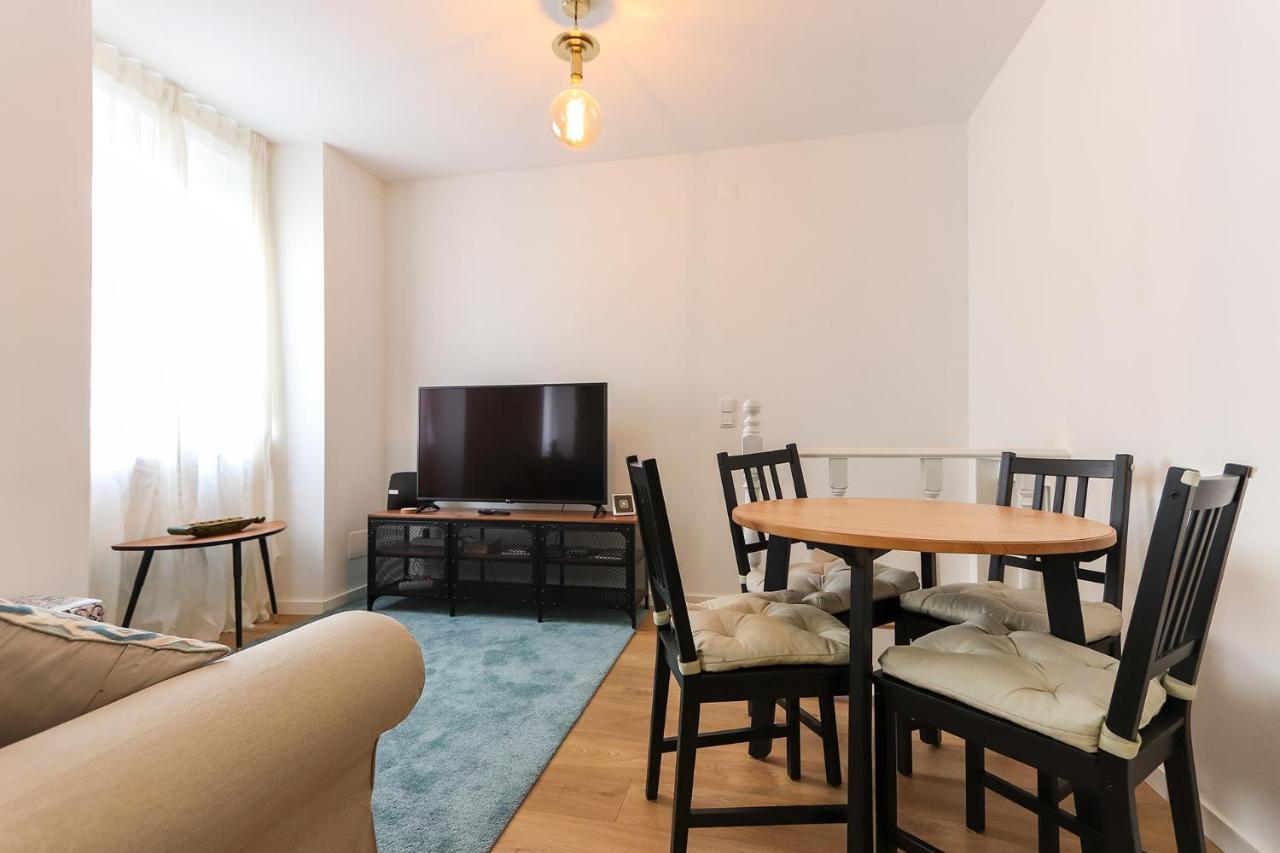Wal Apartments- 3 Bedrooms With Parking Space * Lisbon