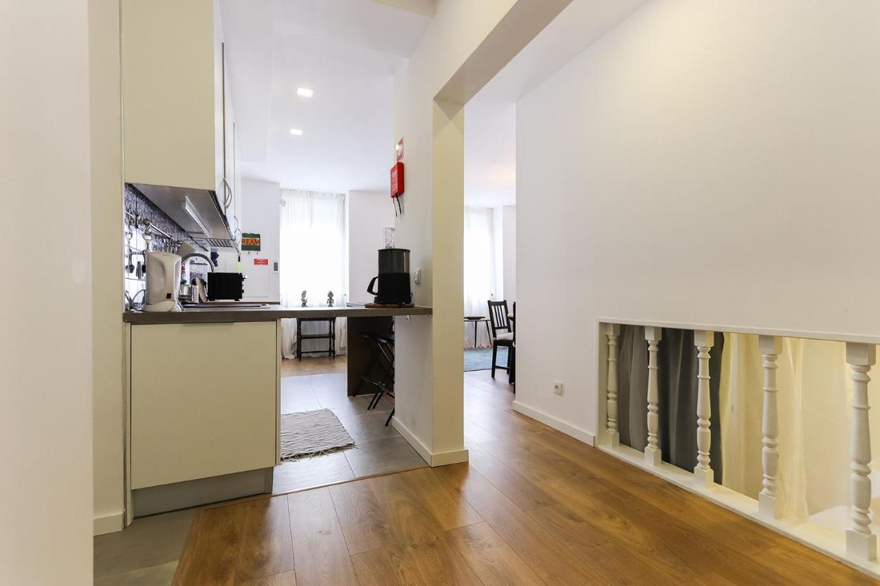 Wal Apartments- 3 Bedrooms With Parking Space *