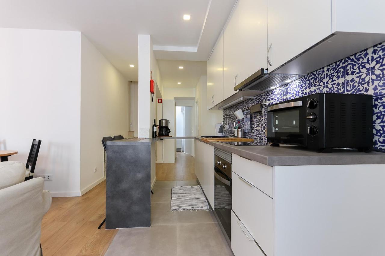 Wal Apartments- 3 Bedrooms With Parking Space Apartment Lisbon