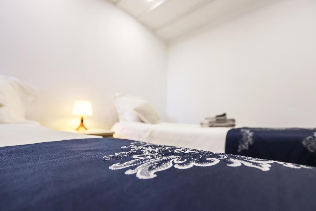 Wal Apartments- 3 Bedrooms With Parking Space *