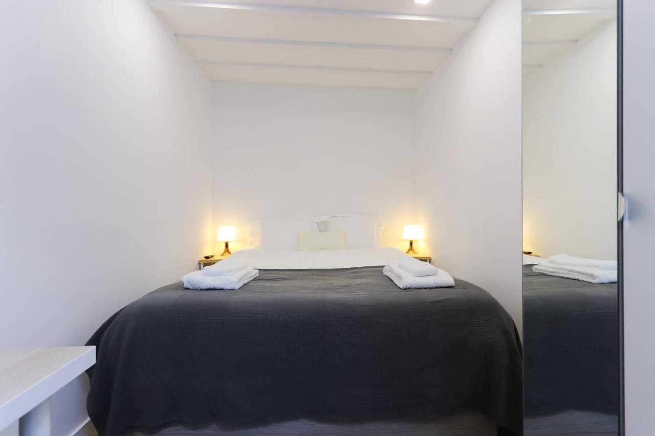 Wal Apartments- 3 Bedrooms With Parking Space * Lisbon